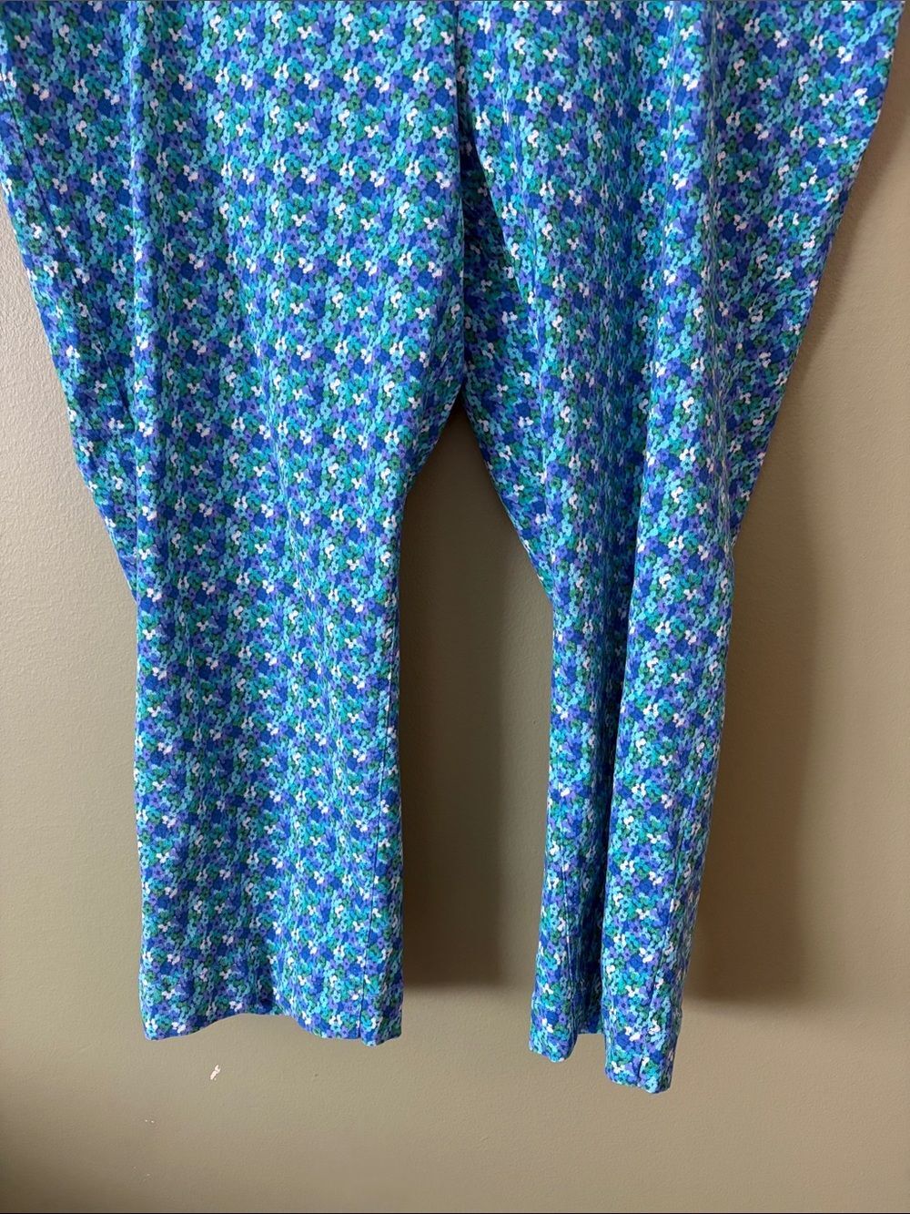 Soft Surroundings Blue Floral Straight Ankle Stretch Pull On Pants Sz 3X Plus - Picture 4 of 8